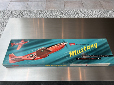 MUSTANG P-51 von GRAUPNER