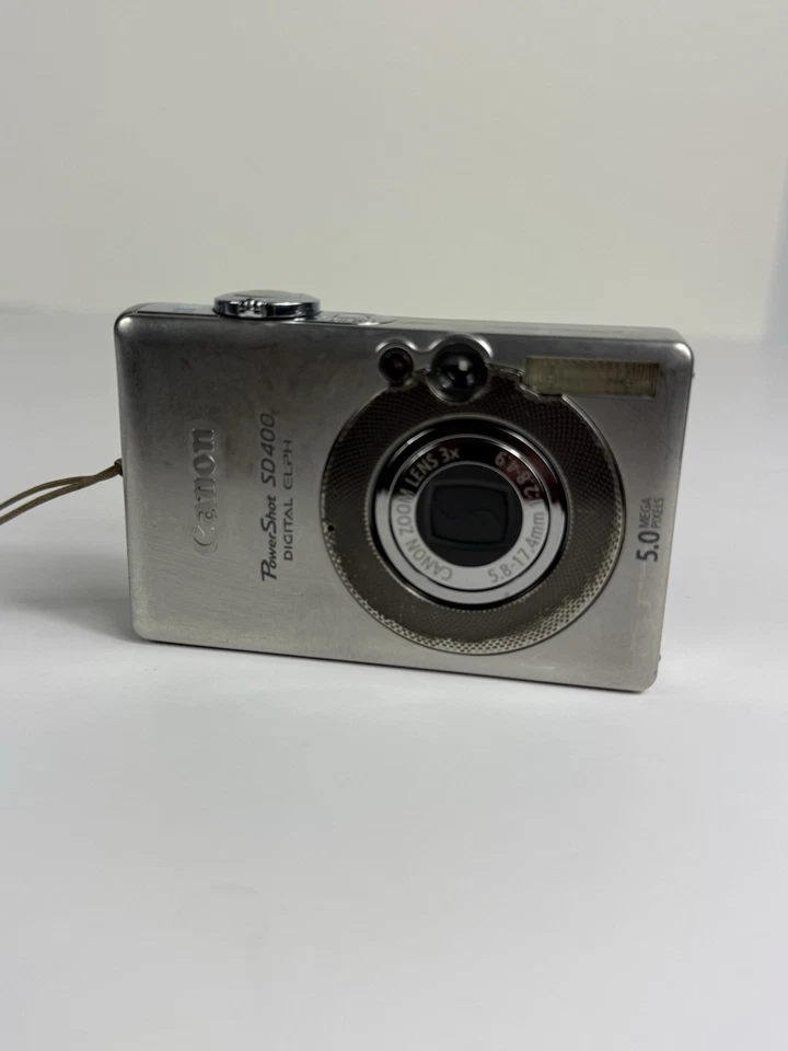 Canon PowerShot SD400 Digital ELPH 5.0 MP Camera And Battery /WORKS/NO CHARGER - Image 2 of 4