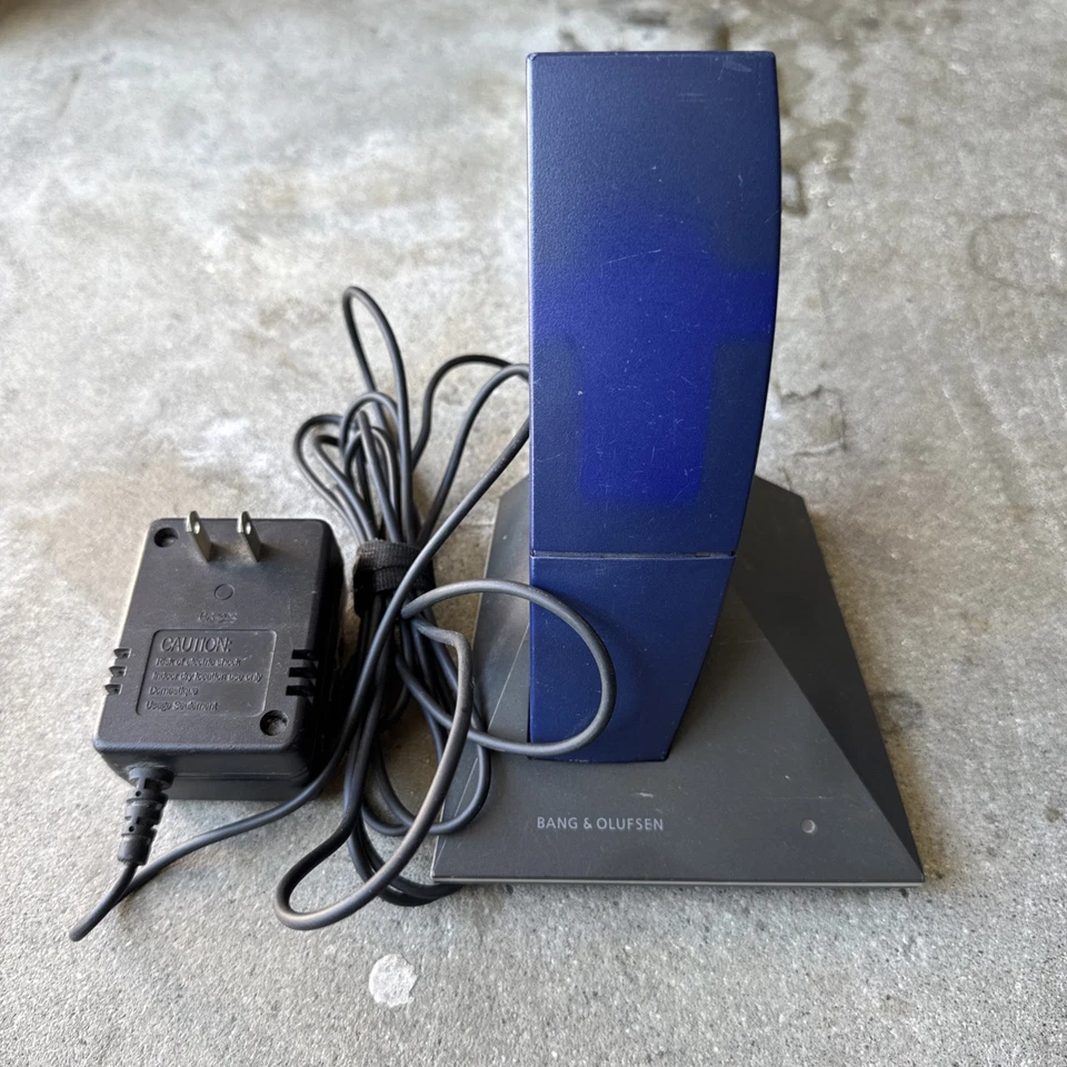 2 Bang & Olufsen Beocom 3 ISDN Phone 2-Line One Power Supply - Image 3 of 4