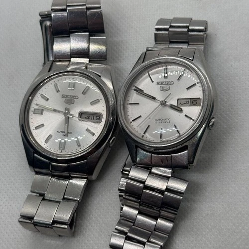 2 Seiko 5 Watches 7009A Japanese Automatic 7009-3101  7009-8210 Rare Vintage