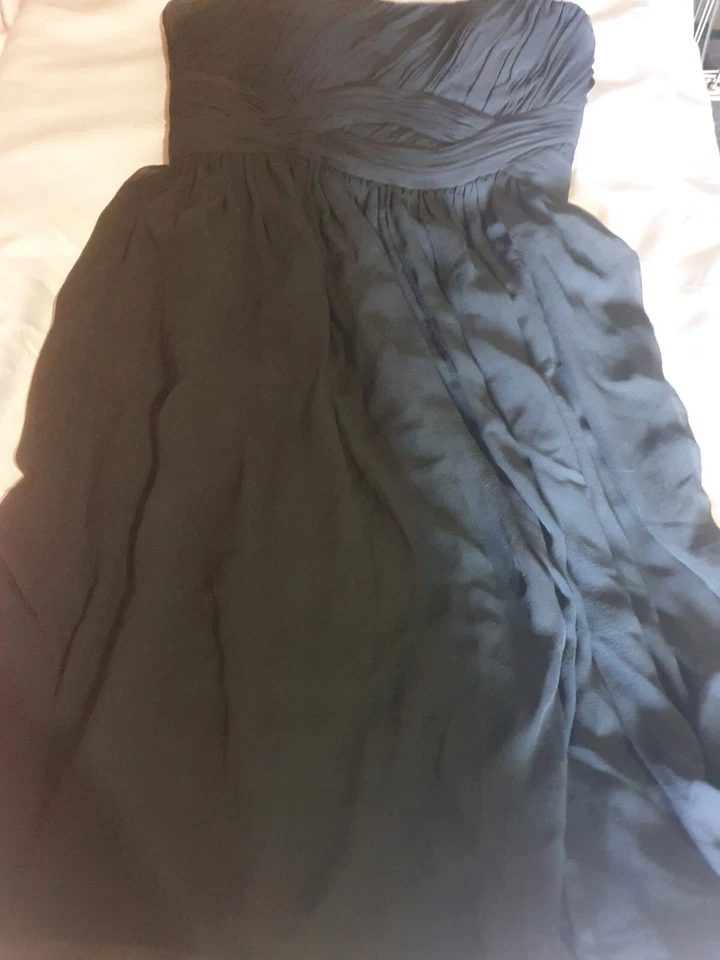 Vestido de cóctel arrugado GEORGE newtags seda precio de venta sugerido por el fabricante $450 S/12 en muy buena condición forrado hueso suave Foto 4 de 4