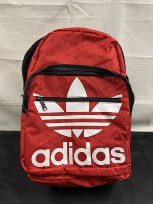 trefoil pocket backpack