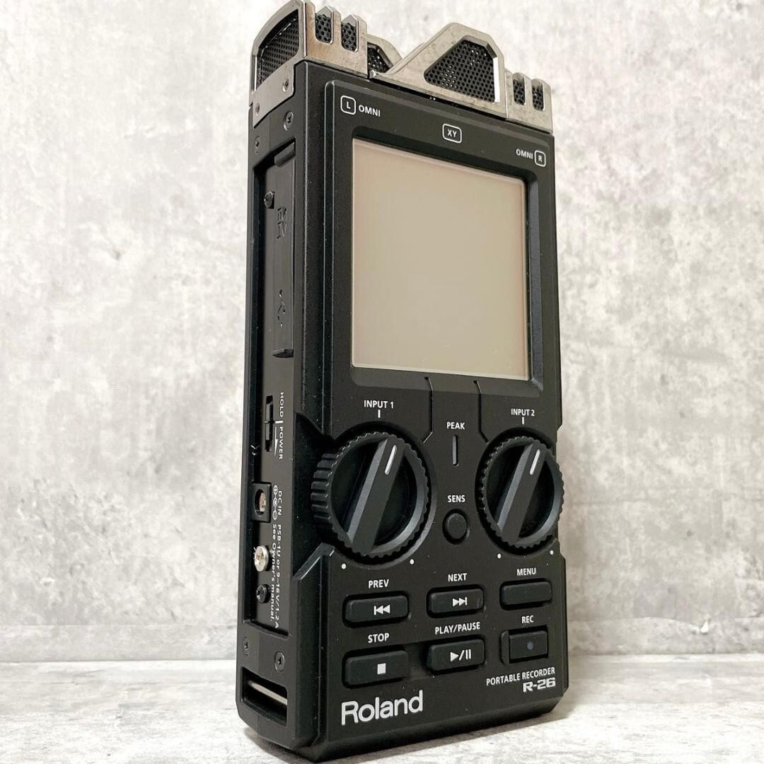 Roland R-26 Model Portable PCM Recorder 6-Channel Digital