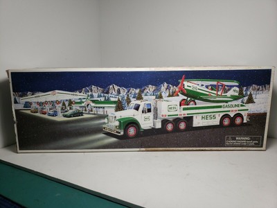 Hess 2002 toy truck and airplane (729071020020)