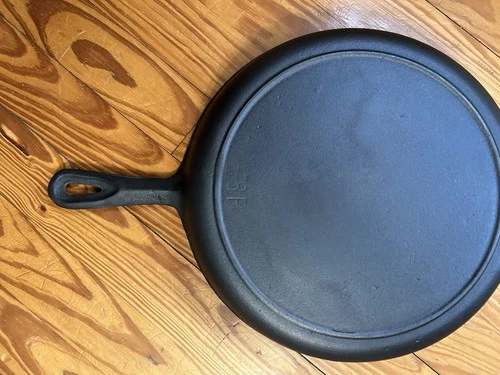 Vintage Birmingham by Stove Range BSR Red Mountain No.8 Cast Iron Skillet