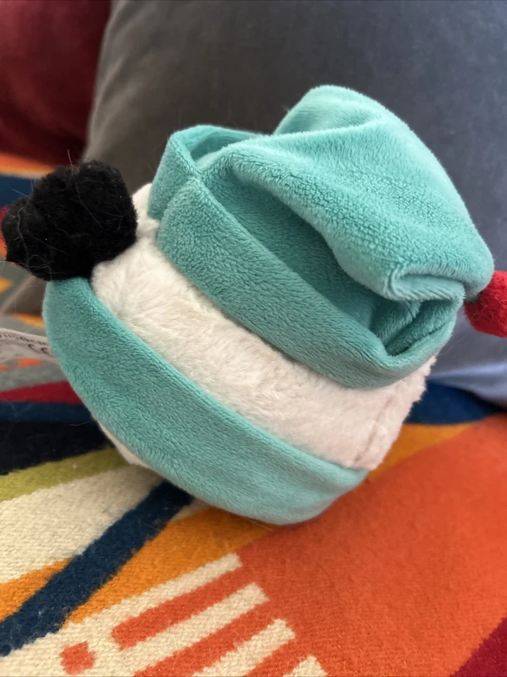 RARE Angry Birds Plush Winter Matilda White Bird 5” Commonwealth - Image 4 of 4