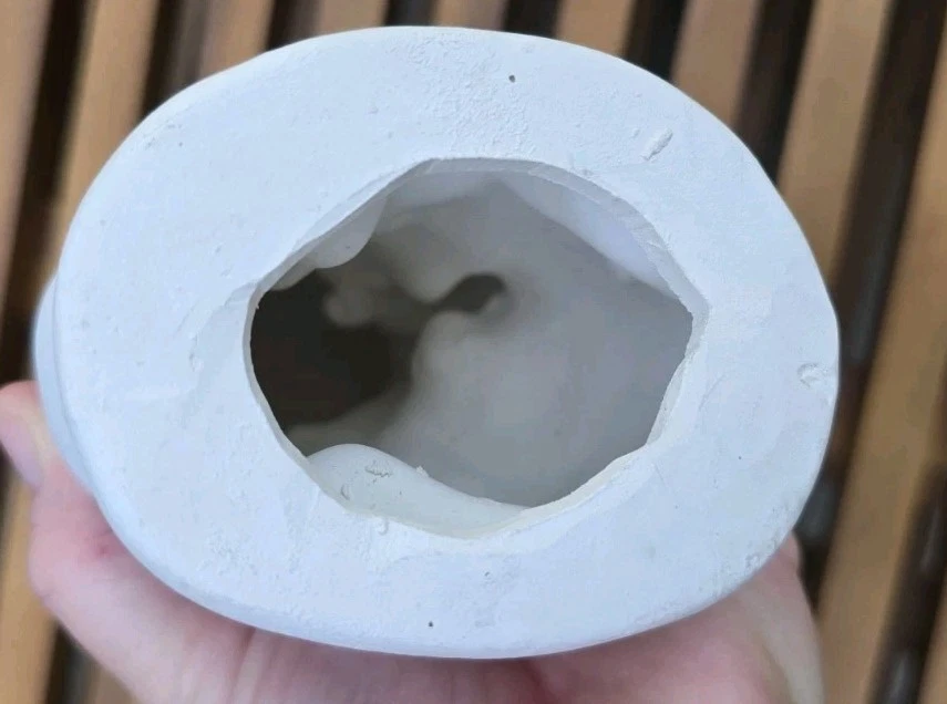 Vintage 1970s GEORGIA Tech Football Mascot Unpainted Ceramic Figurine - Image 3 of 3