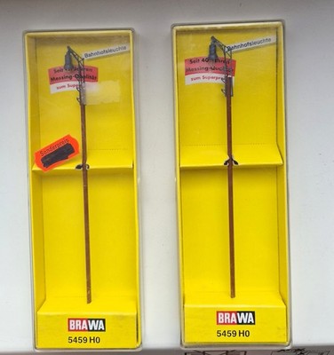 2x Brawa 5459 H0, neu, Bahnhofsleuchte mit Ausleger, BW und Bhf,  Lampe, Leuchte