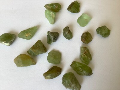 10g NATURAL RAW PERIDOT AUGUST BIRTHSTONE, HEALING CRYSTAL JEWELLERY CRAFT  NO9