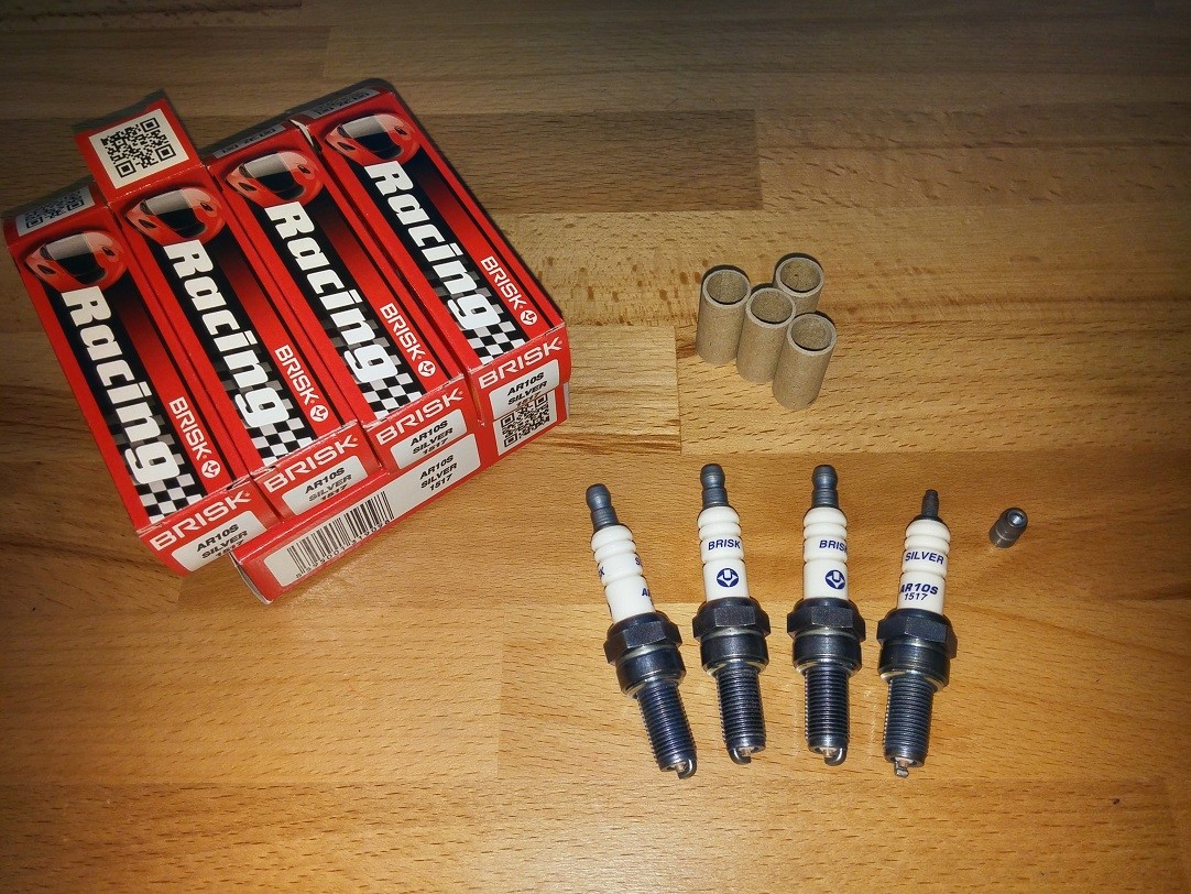 4x BRISK AR10S-9 Racing Spark Plugs fit: Kawasaki ZX-10R Ninja