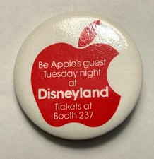 Rare Vintage Apple Computer Employee Pin Back...