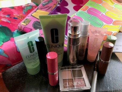 Clinique Lot 14 pieces Smart, 7 day scrub, moisture surge 3 lipstick