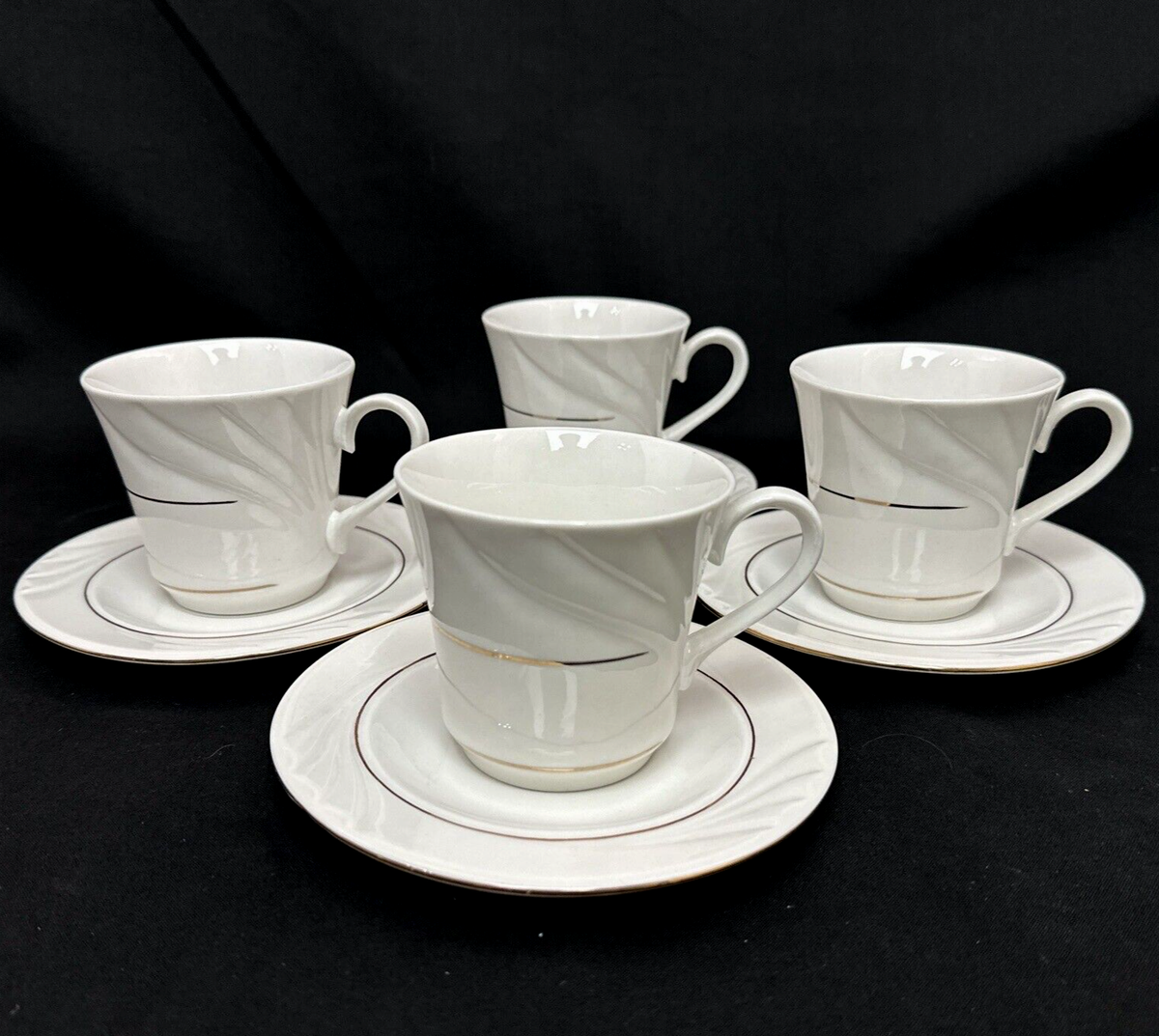 Service for Gibson Everyday Fine China Cups Saucers White With