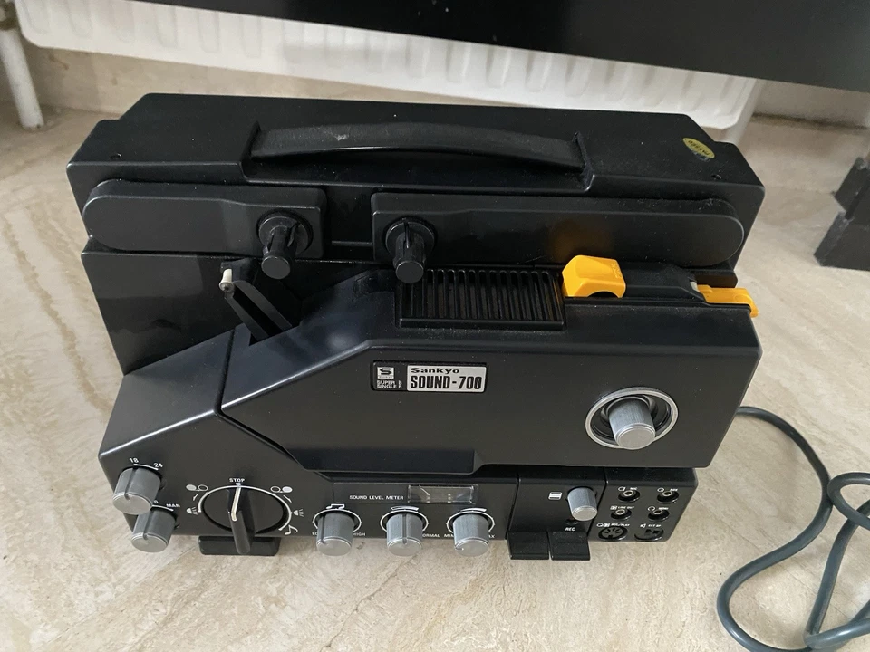 Sankyo Sound 700 Super 8 et Single 8 Fonctionne (ampoule À Changer) - Photo 3/4