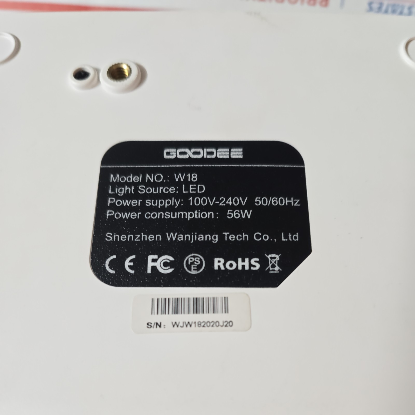 Mini Projector, GooDee W18 WiFi Movie Projector with Synchronize Smartphone Scre