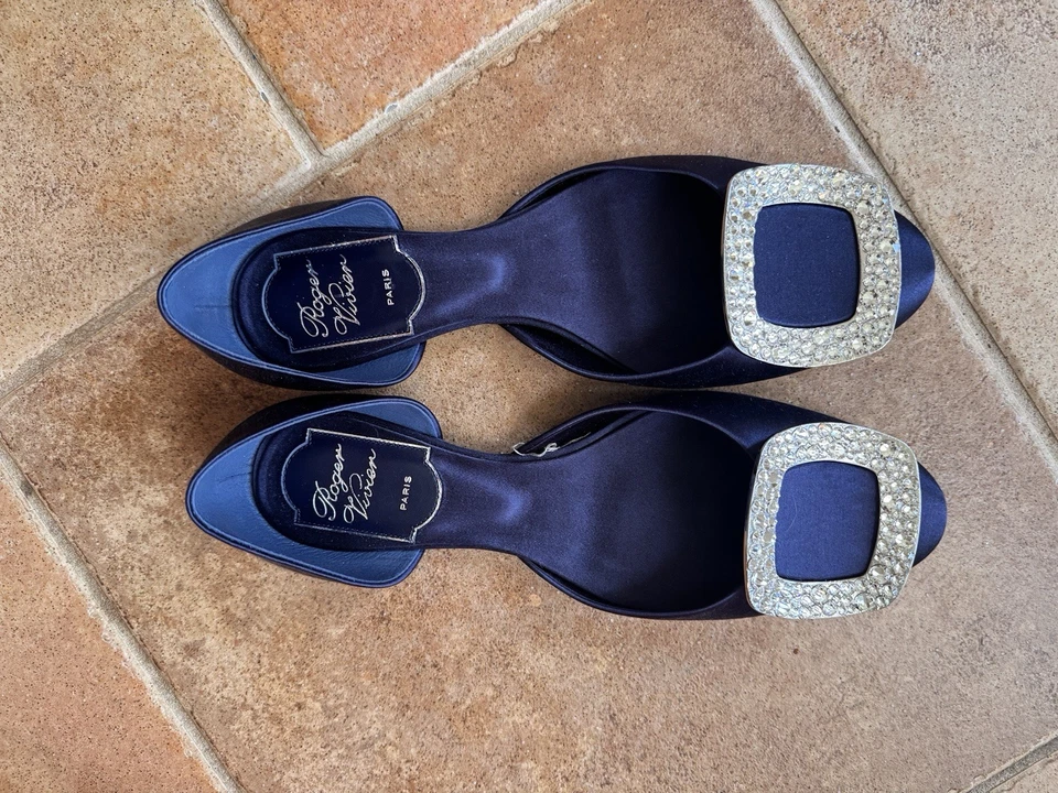 Zapatos planos ROGER VIVIER Chips Strass azul marino cristal satinado hebillas cuadradas EU35 Foto 3 de 4