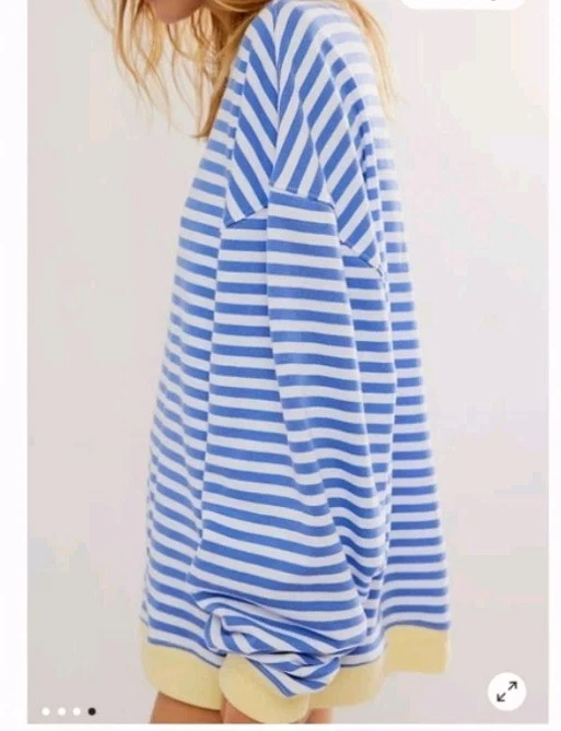 Combo Free People Clásico Rayas Gran Tamaño Cuello Redondo en Azul Cobalto Talla Pequeña Foto 3 de 4