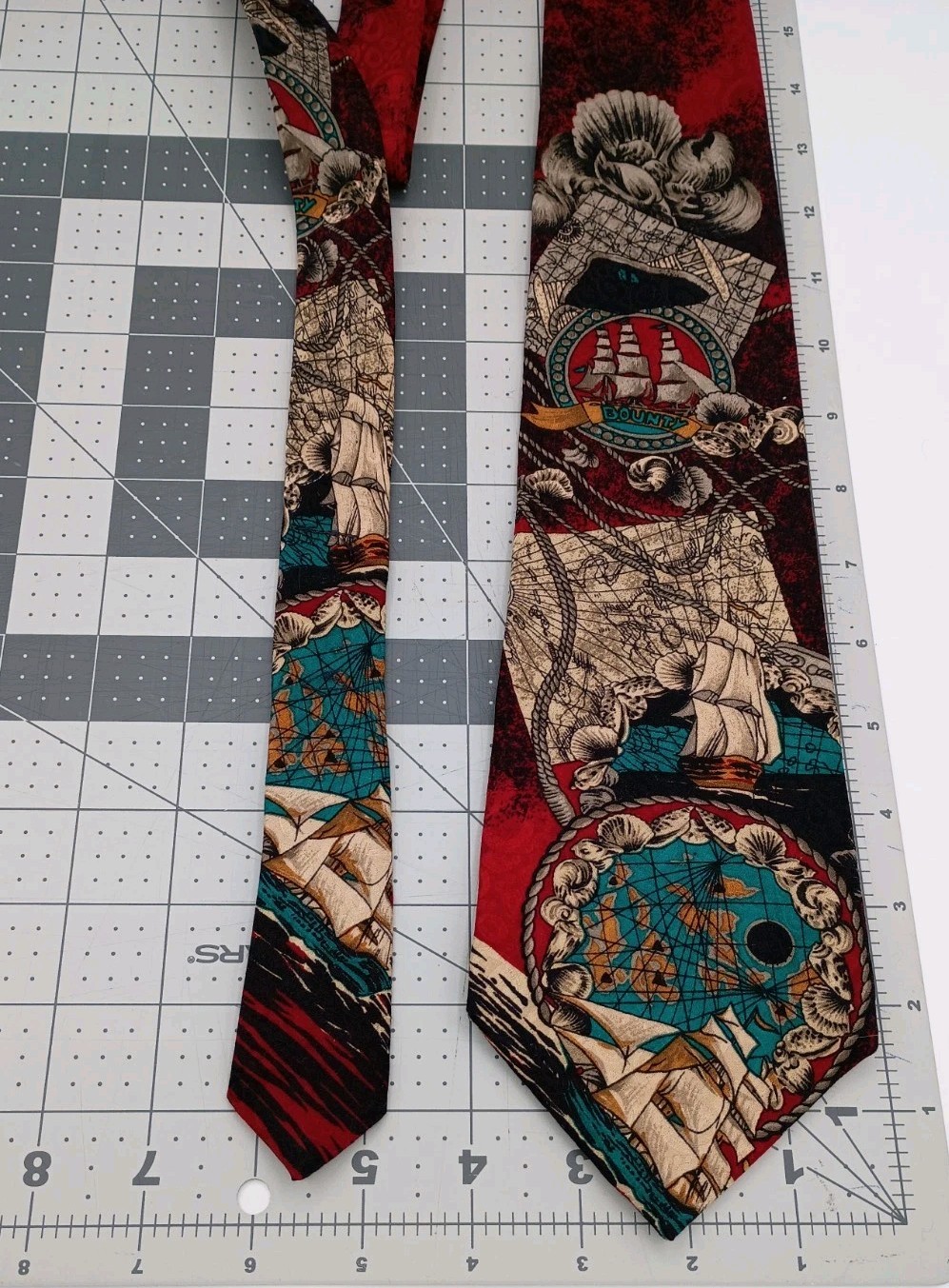 Vtg.1993 American Film Classics MUTINY ON THE BOUNTY Silk Neck Tie BELK Label image 9