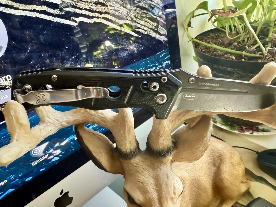 Faca dobrável Axis New Mini Benchmade Classic Black Adamas | 273GY-1 - Imagem 3 de 4