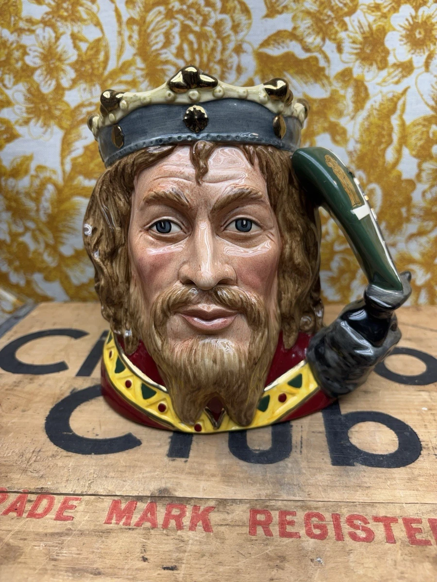 Preços baixos em Jarras com Royal Doulton Esculturas e Estatuetas