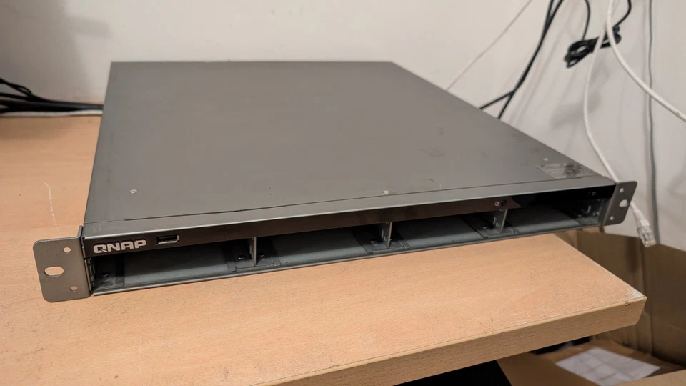 QNAP NAS TS-419U+ 4 Bay NAS 4GB RAM Network Attached Storage - Image 4 of 4