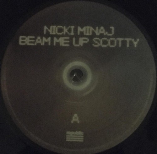 2 LP 33 Nicki Minaj Beam Me Up Scotty US 2022 Drake Lil Wayne Gucci Mane - Picture 3 of 6