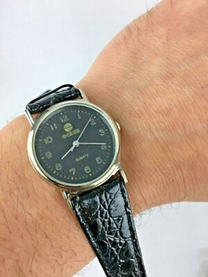 GREAT GENERIC UNISEX QUARTZ ONLY TIME ELEGANT WATCH