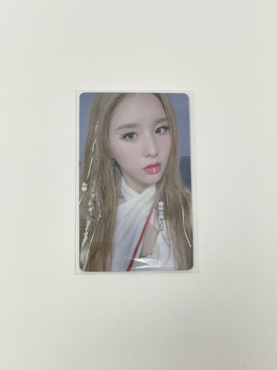 Loona & Photocards And Apple Music Online B Orbit Ring Loona & Photocards And Apple Music Online B Orbit Ring