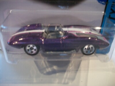 Hot Wheels HW City '76 GREENWOOD CORVETTE & CORVETTE STINGRAY 1:64
