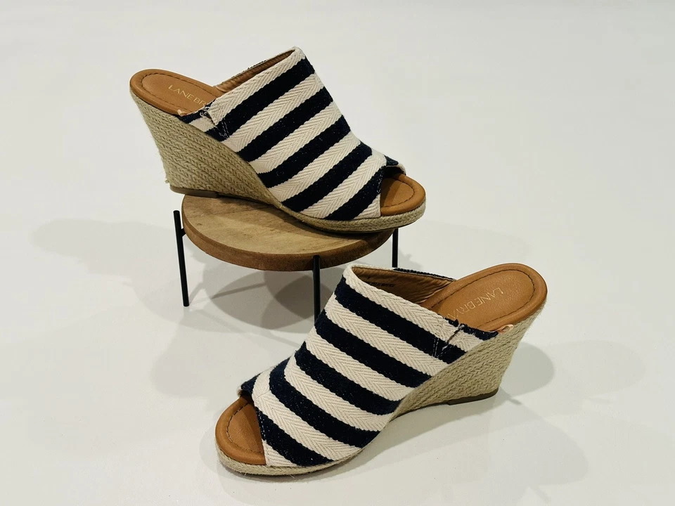 Lane Bryant Women’s Striped Fabric Espadrille Wedge Sandals Blue Beige Size 8 W - Image 2 of 4