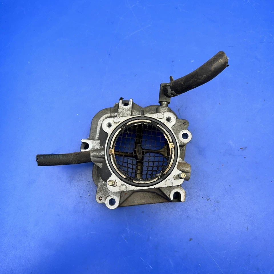 Toyota Sienna 2004-2006 cuerpo del acelerador espaciador conector adaptador de admisión de aire OEM Foto 3 de 4