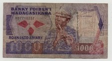 MADAGASCAR 1000 FRANCS 1993 PICK 72 LOOK SCANS