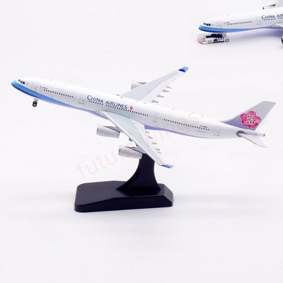 1:400 Aviation400 China Airlines A340-300 B-18805  Free Tractor+Stand