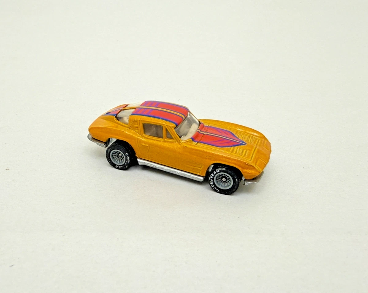 Hot Wheels Chevrolet 1963 Vehicle Year Vintage Manufacture Diecast