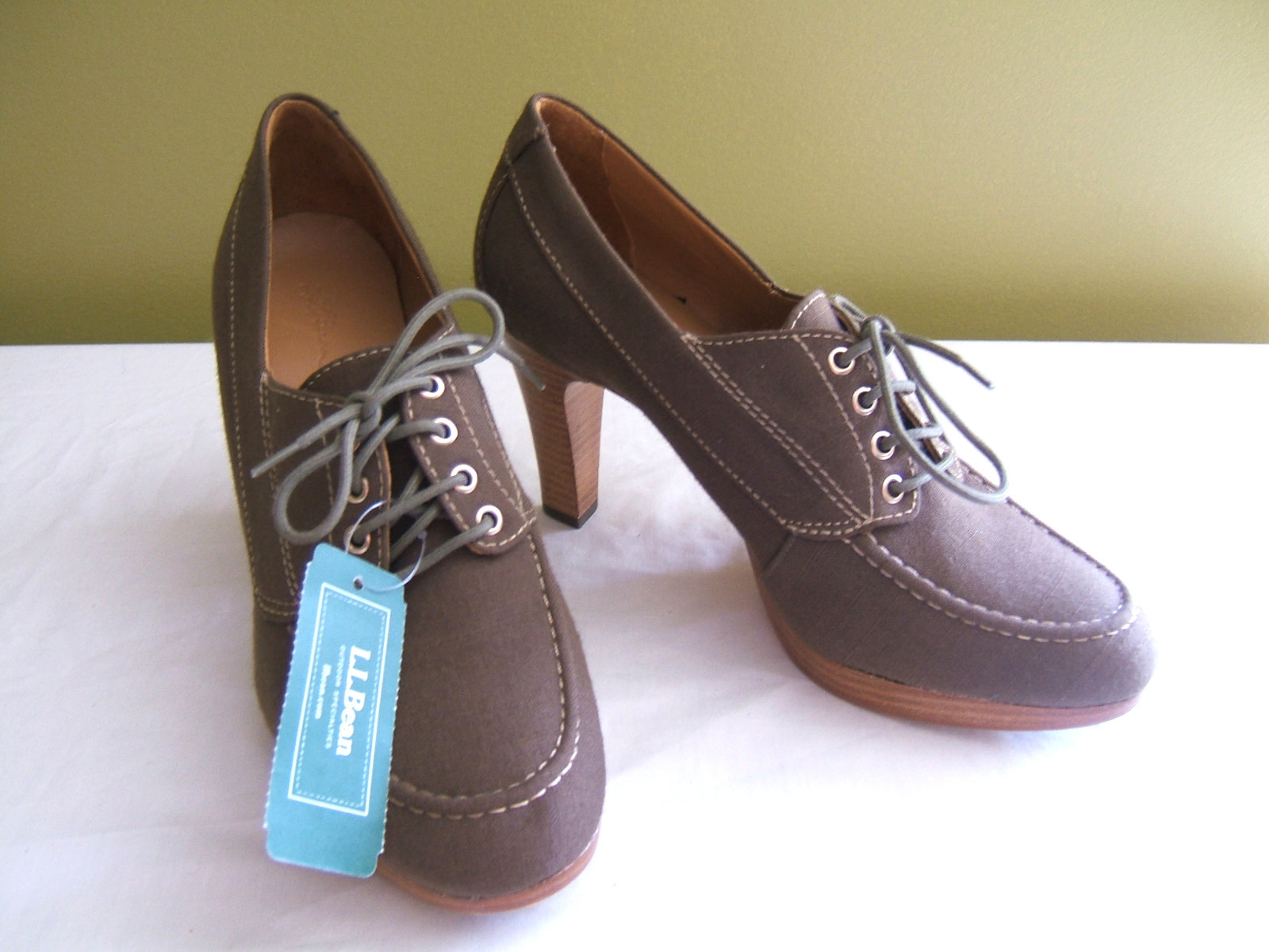 NWT L.L. Bean Signature Canvas Pumps High Heel Lace Up Kindling scarpe 9 M 149 risparmia il 60% di sconto NWT L.L. Bean Signature Canvas Pumps High High High Heel Lace Up Kindling scarpe 9 M 149 vendita online sconto prezzo basso