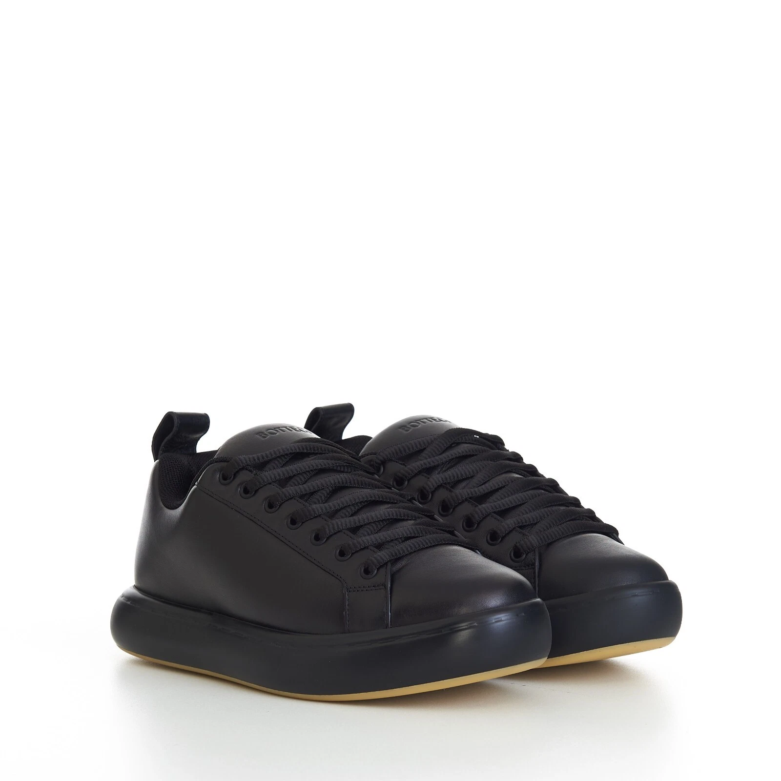 Bottega Veneta — BOTTEGA VENETA 990$ Men's "Pillow" Low Top Sneakers - Black Padded Leather
