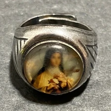 Vintage Winky & Dutch Silver Tone St Therese Lisieux Saint of Gardners Ring