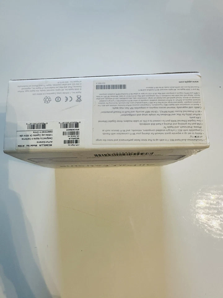 Apple AirPort Extreme 54Mbps 3-Port 1000Mbps Wireless N Router (MC340LL/A) - Image 4 of 4