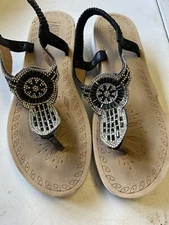 Easy USA Thong Sandals Size 10 Bling