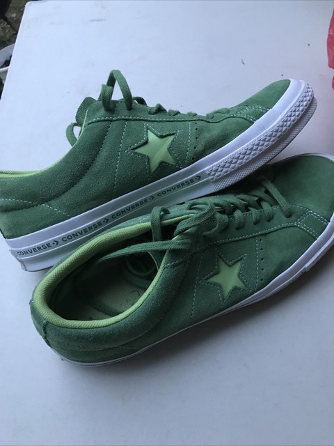 green converse one star