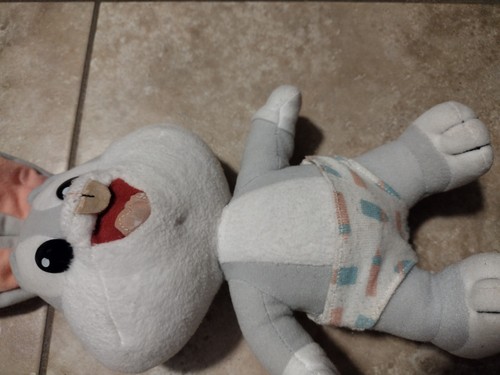 Baby Bugs Bunny In Diaper Looney Tunes 9" Lovables Plush 1995 Vintage Tyco - Picture 3 of 6