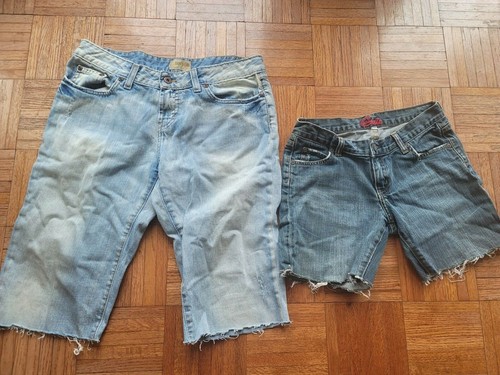Lot 2 jeans 27 29 blue cult BKE buckle 