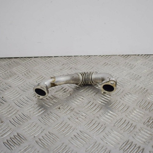 Skoda Superb 3T4 AGR Rohr Tube 03P131521A 2013 2.0 Diesel 103KW