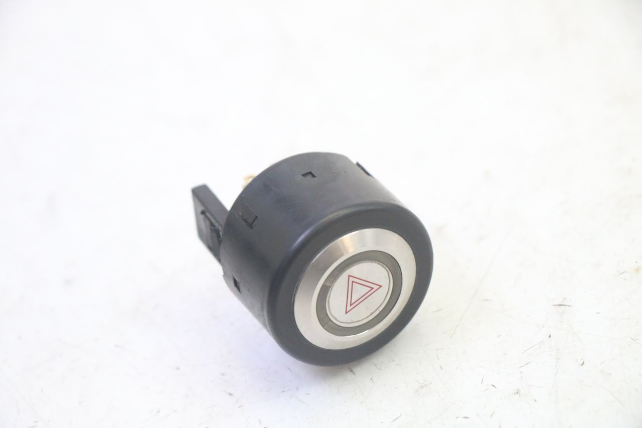 HAZARD SWITCH - ADIVA AD3 300 (2014 - 2020)