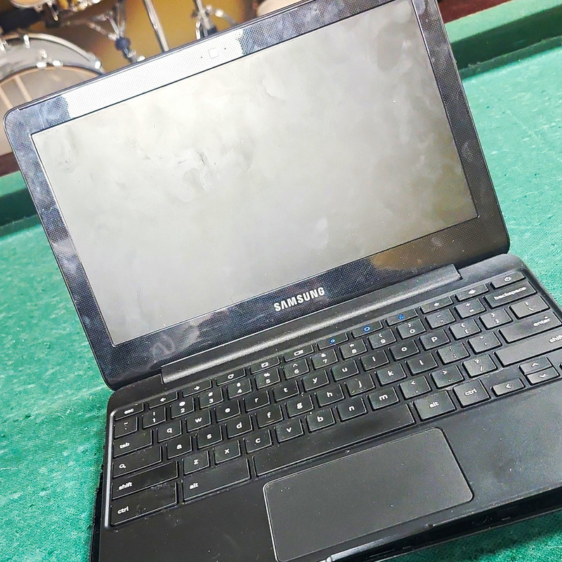 Samsung Chromebook 11.6in Black Laptop Intel Celeron Chrome OS Webcam