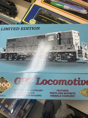 Ho Proto Series 2000 GO7 Locomotive. Limited Edition