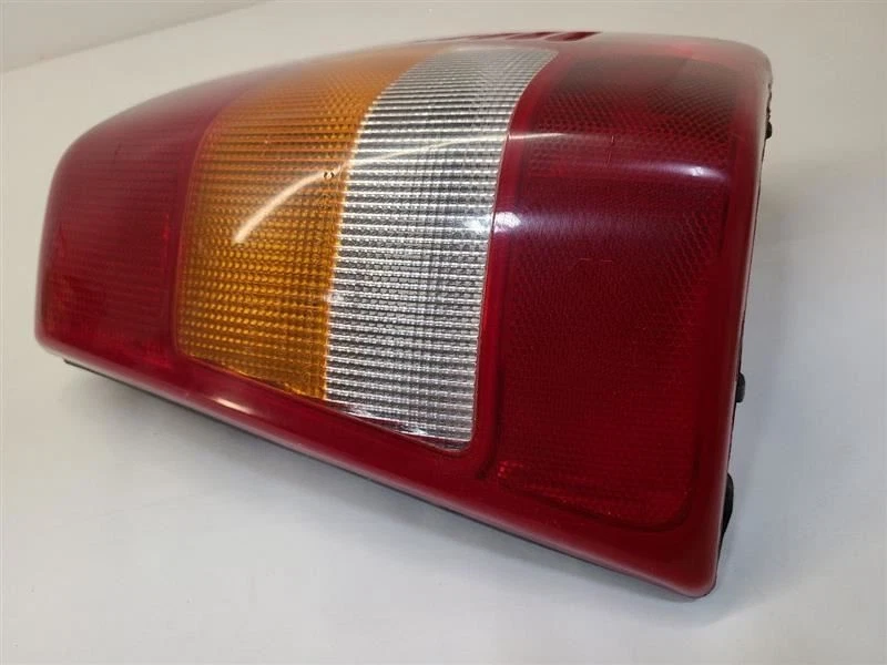 JEEP GRAND CHEROKEE 1999-2002 Passenger Right Tail Light - Image 2 of 4