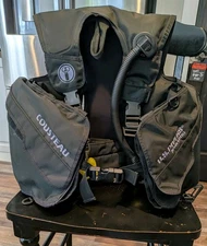 US Divers Aqua Lung Costeau Scuba Diving Black BCD Vest Mens Size Medium