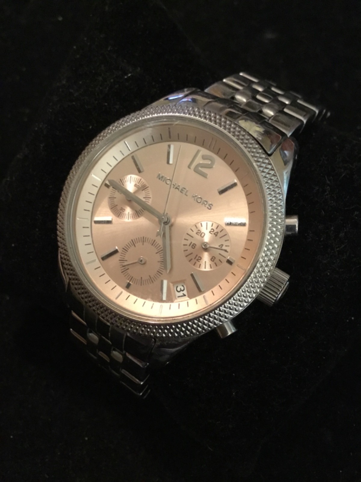 Michael Kors Chronograph MK-6130 Women's Silver Tone Calendar Watch -Untested thumbnail 2