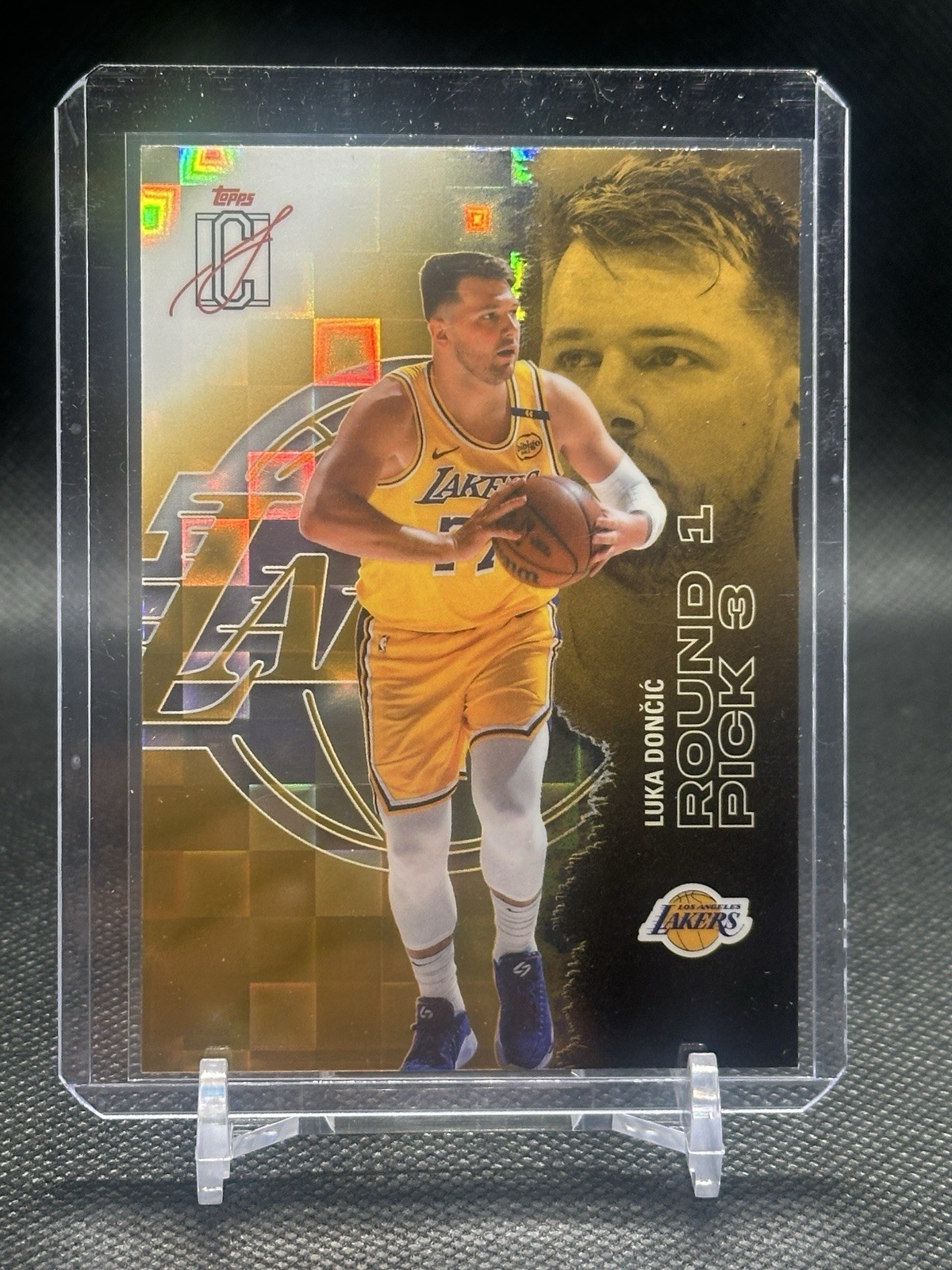 Luka Doncic 2025/26 Topps Signature Class Yellow Pandora Refractor Lakers #83